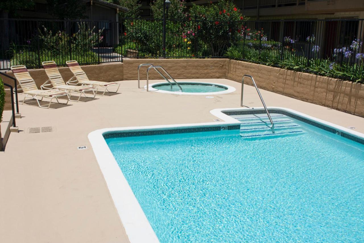 Red Roof Inn San Dimas - Fairplex Экстерьер фото