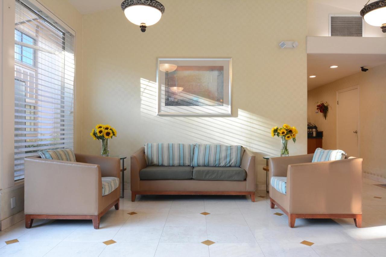 Red Roof Inn San Dimas - Fairplex Экстерьер фото