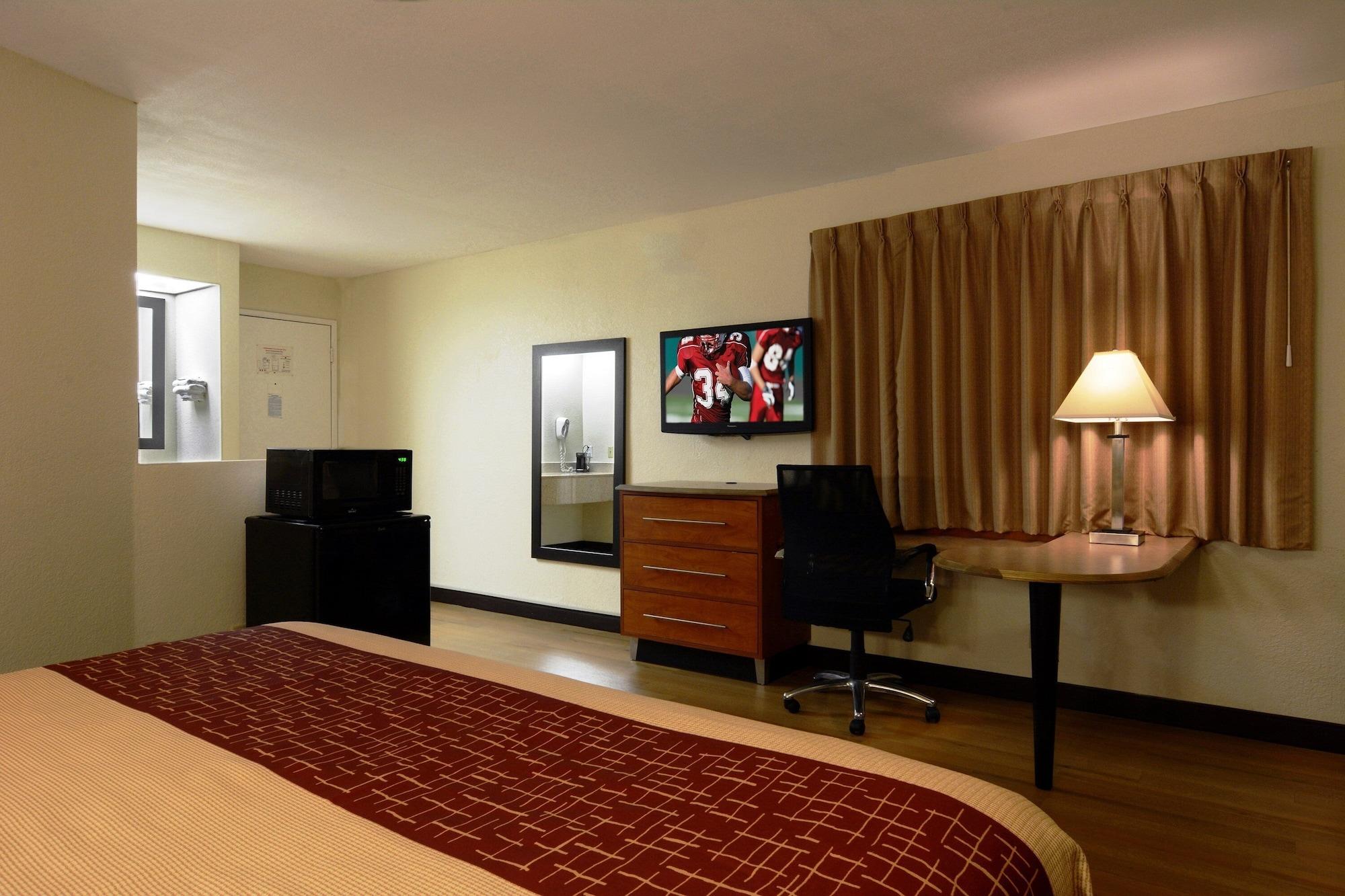 Red Roof Inn San Dimas - Fairplex Экстерьер фото